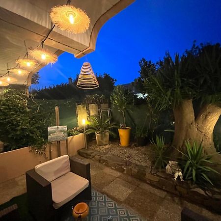 Private Garden In Center Of Saint Tropez Appartement Buitenkant foto