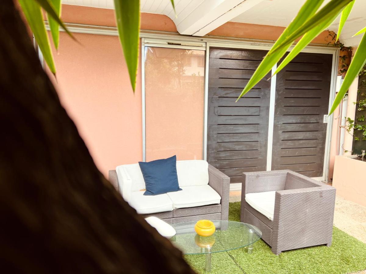 Private Garden In Center Of Saint Tropez Appartement Buitenkant foto