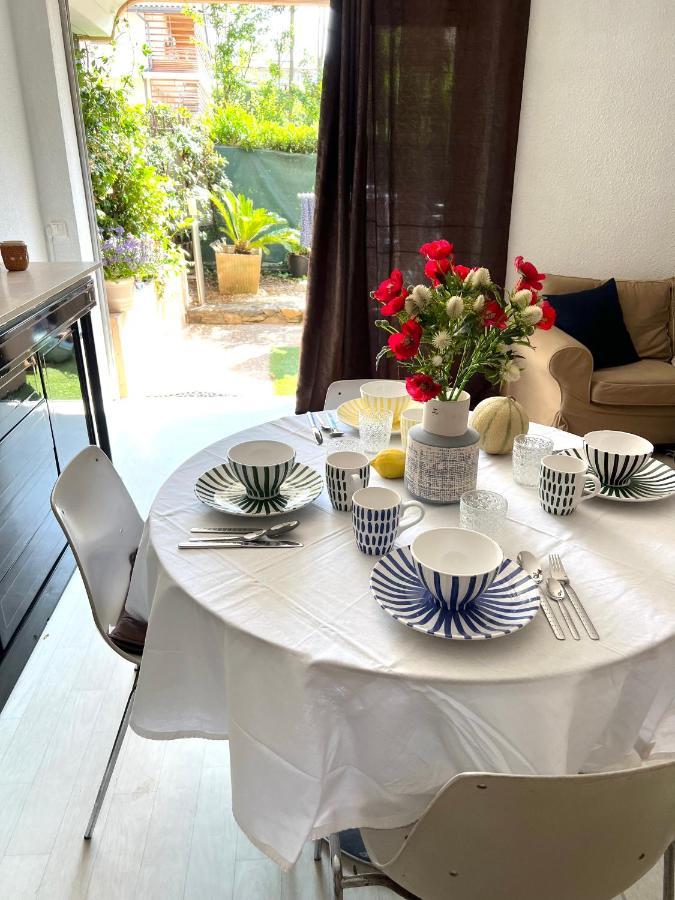Private Garden In Center Of Saint Tropez Appartement Buitenkant foto
